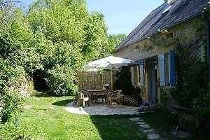 Les Champys Guest House Saint-Péreuse Eksteriør bilde